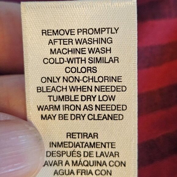 Chico's size 3 (XL) Button Down Wrinkle Resistant Shirt Raspberry Stripe - Picture 7 of 9